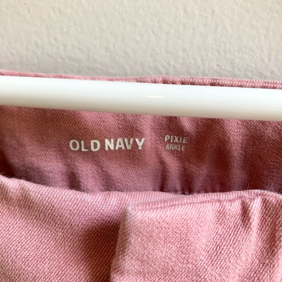 Old Navy Cropped Pixie Ankle Pants Rosy Pink Women’s Size 4 - Picture 2 of 8